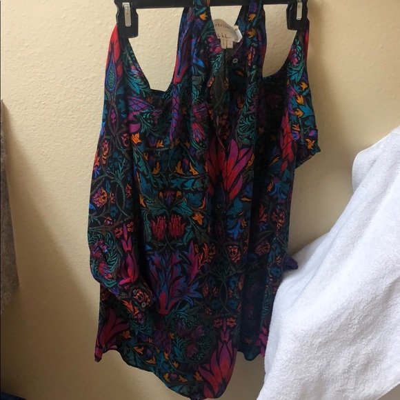 Nicole Miller. Artelier Blouse - Picture 2 of 2